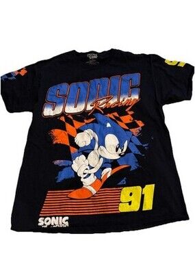 Sonic the Hedgehog T-Shirt Vintage, Size Large, Sega Y2K Video Game Merchandise